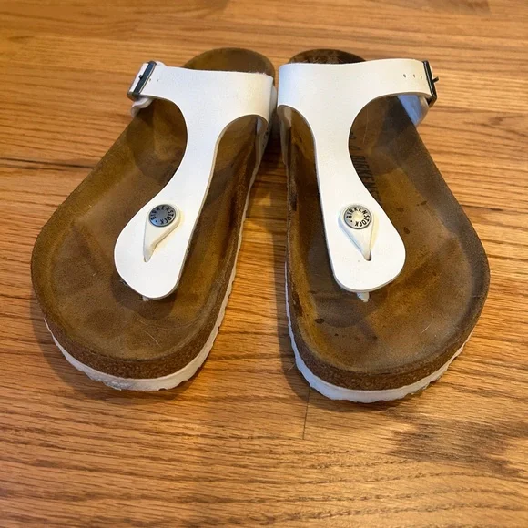 Birkenstock Gizeh Sandals - Picture 3 of 3
